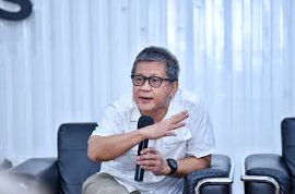 Rocky Gerung Pertanyakan Anggaran Kipas Angin Kopdes Merah Putih Rp1,8 Triliun, Hitung Alokasi per Koperasi