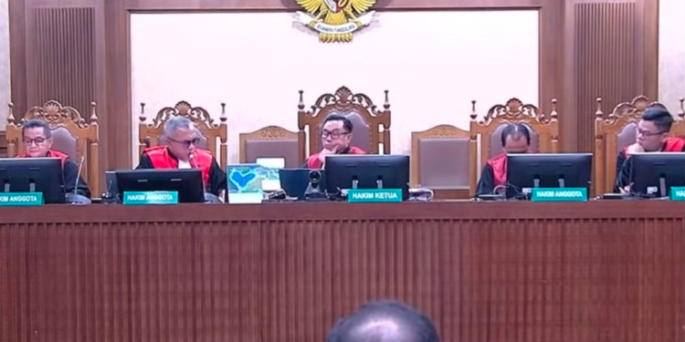 Tim Hukum Nadiem Bersiap Laporkan Empat Hakim Perkara Chromebook ke Komisi Yudisial