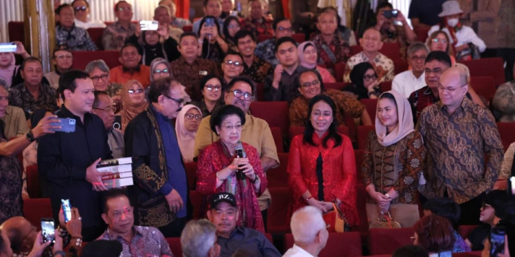 Megawati dan Anies Baswedan Hadiri Peluncuran Autobiografi Erros Djarot