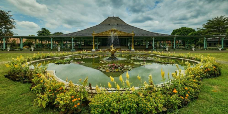 Perbedaan Pura Mangkunegaran dan Keraton Solo, Mengapa Ada Dua Istana di Surakarta?